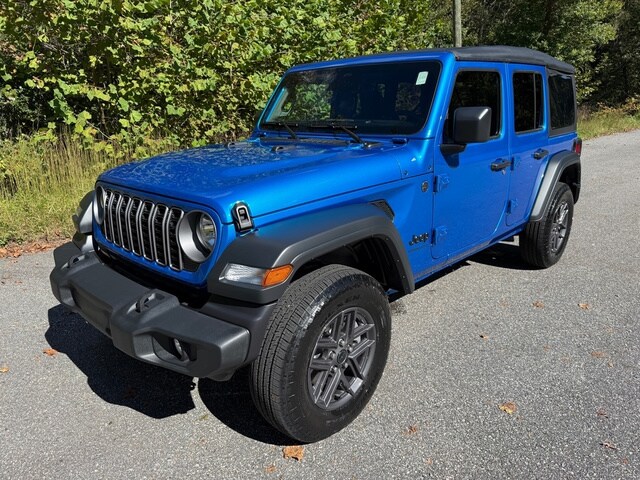 2025 Jeep Wrangler Sport S photo 2