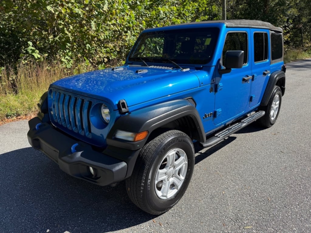 Used 2022 Jeep Wrangler Sport S SUV