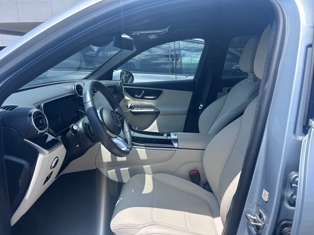 2023 Mercedes Benz GLC 300 4MATIC photo 3