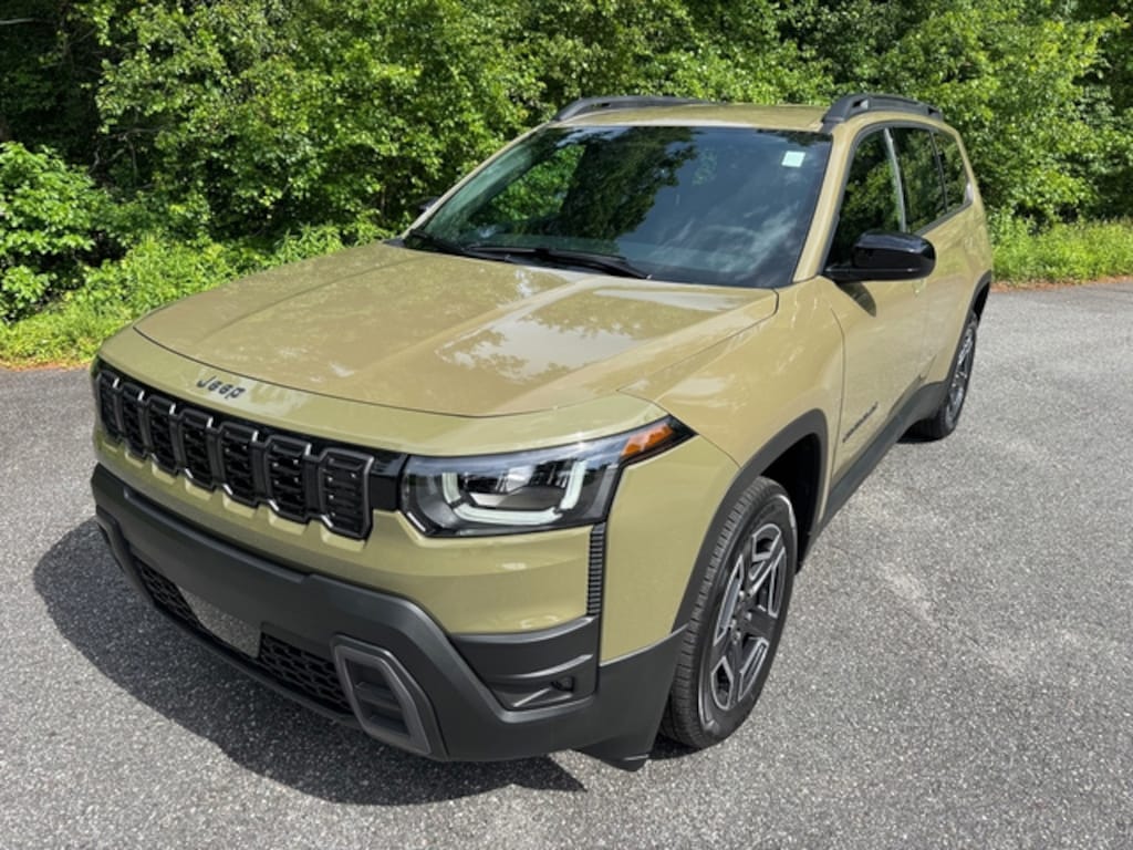 New 2026 Jeep Cherokee Laredo 4WD Sport Utility