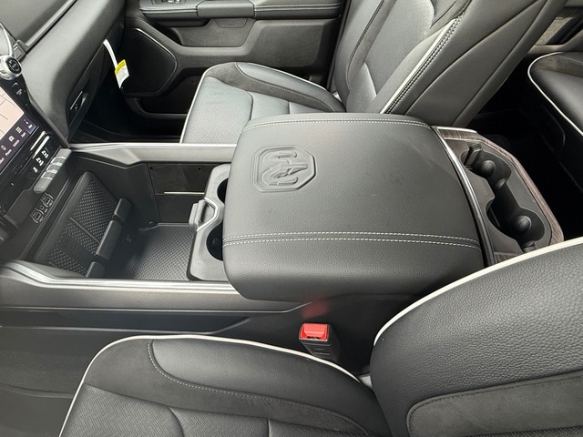 2026 RAM 1500 Laramie - Photo 30