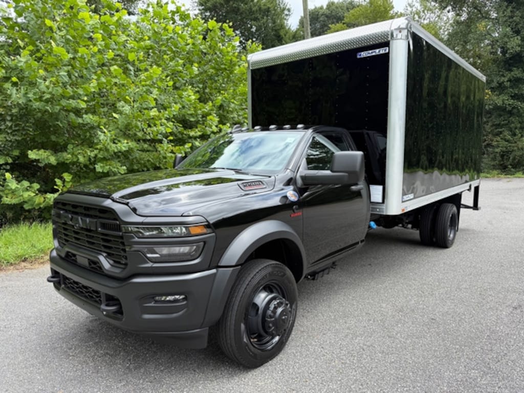 New 2025 Ram 5500 Chassis Cab Tradesman R/C 2WD Cummins 16 Dry Box Pickup