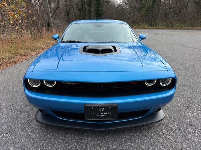 2016 Dodge Challenger 392 Scat Pack Shaker photo 3