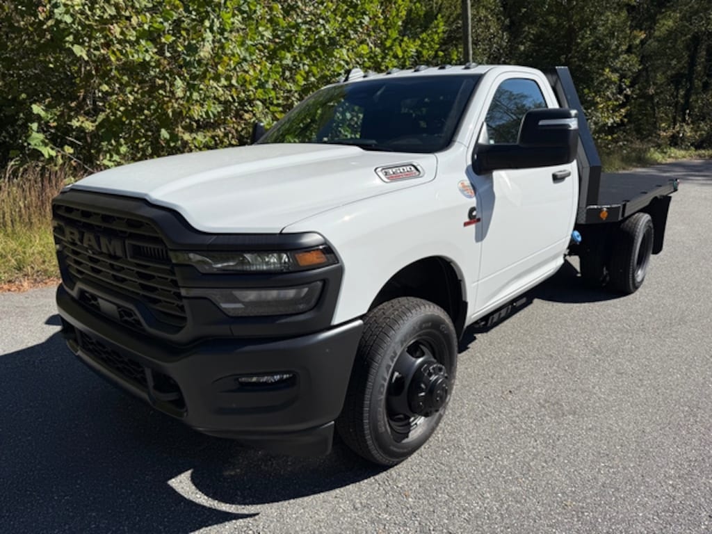 New 2025 Ram 3500 Chassis Cab Tradesman R/C 4WD 60CA Cummins Pickup