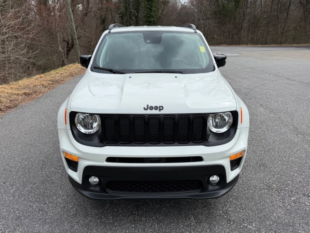 Used 2023 Jeep Renegade Altitude 4WD SUV