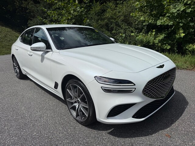 2025 Genesis G70 2.5T photo 4