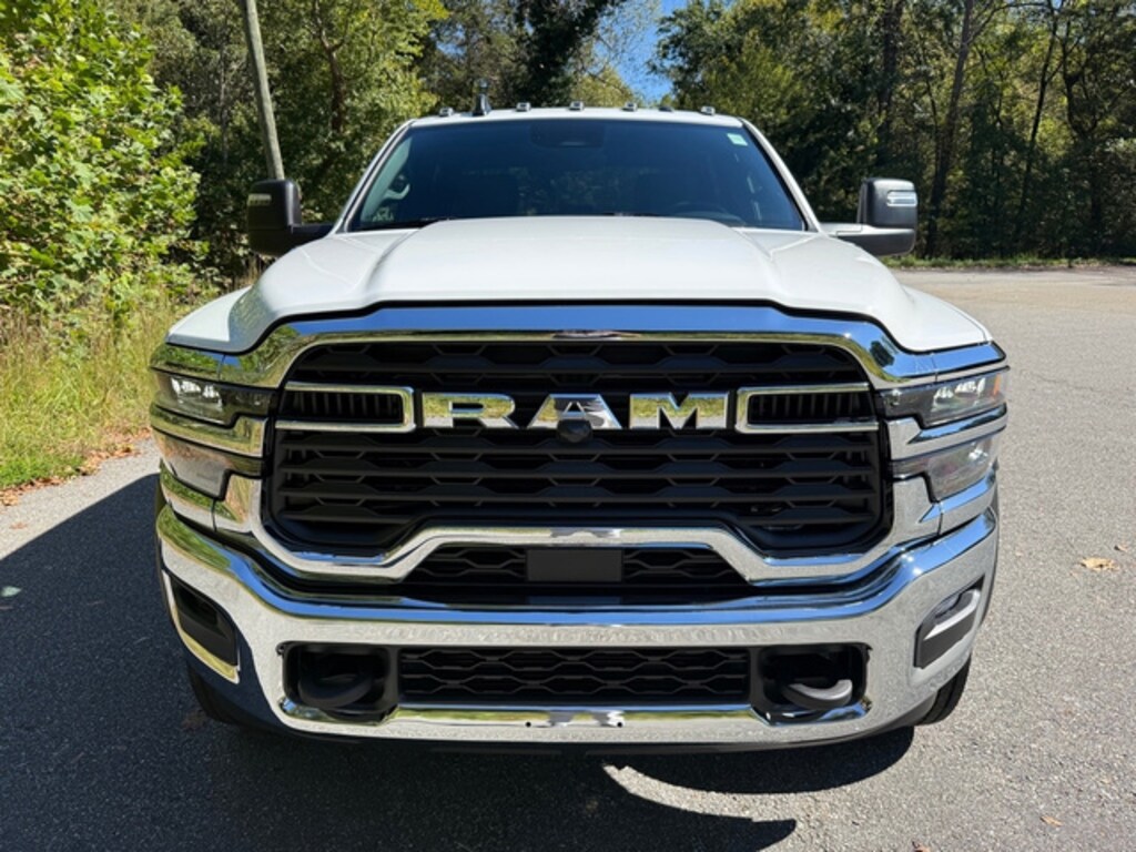New 2026 Ram 5500 Chassis Cab Tradesman Crew 4WD 84 CA Cummins Pickup