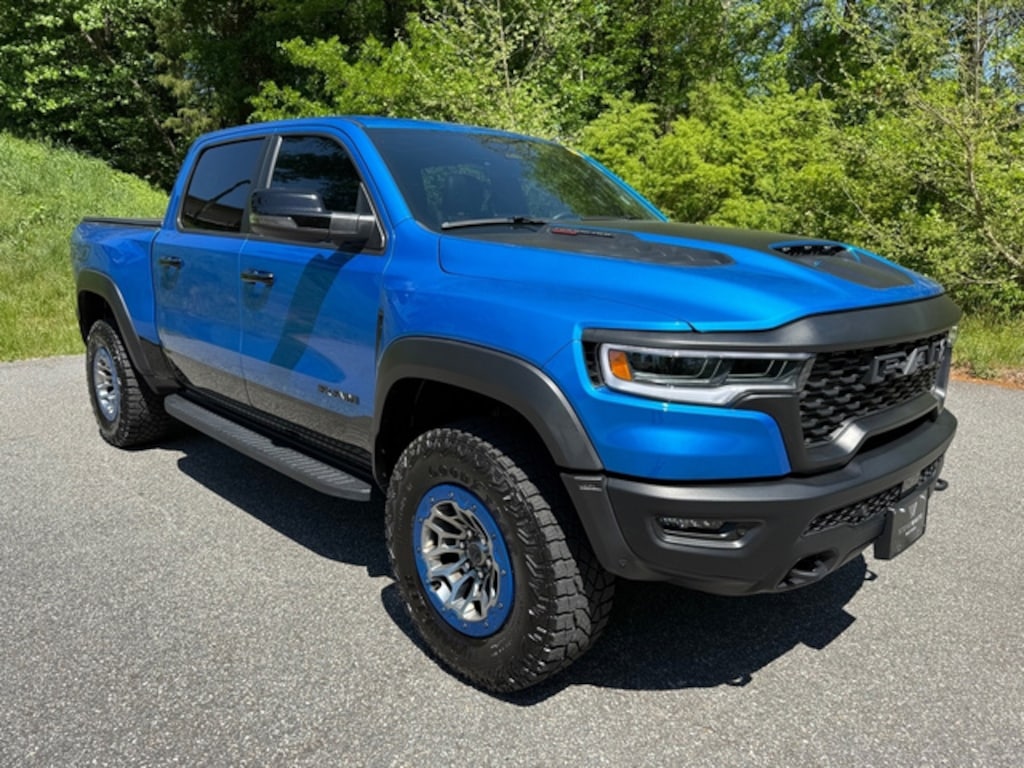 Used 2025 Ram 1500 RHO Crew 4WD Level1 Pano Roof Truck Crew Cab