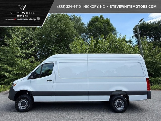 2025 Mercedes-Benz Sprinter 2500 170 WB HO High Roof 4x4's photo
