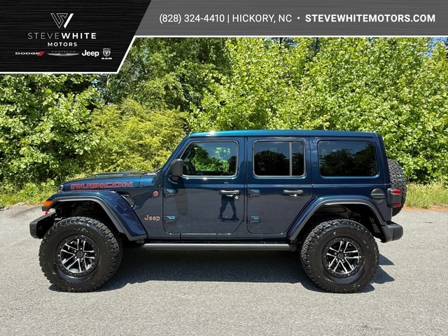 2025 Jeep Wrangler Rubicon X's photo