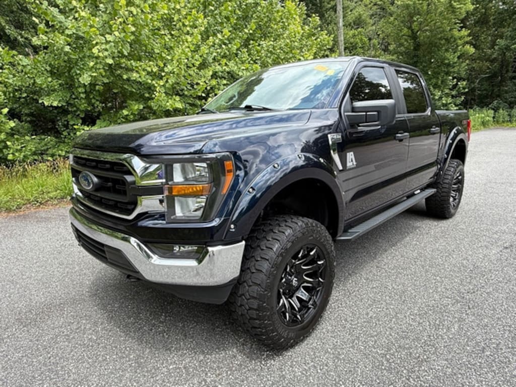 Used 2023 Ford F-150 XLT Crew 4WD V8 Lifted Truck SuperCrew Cab