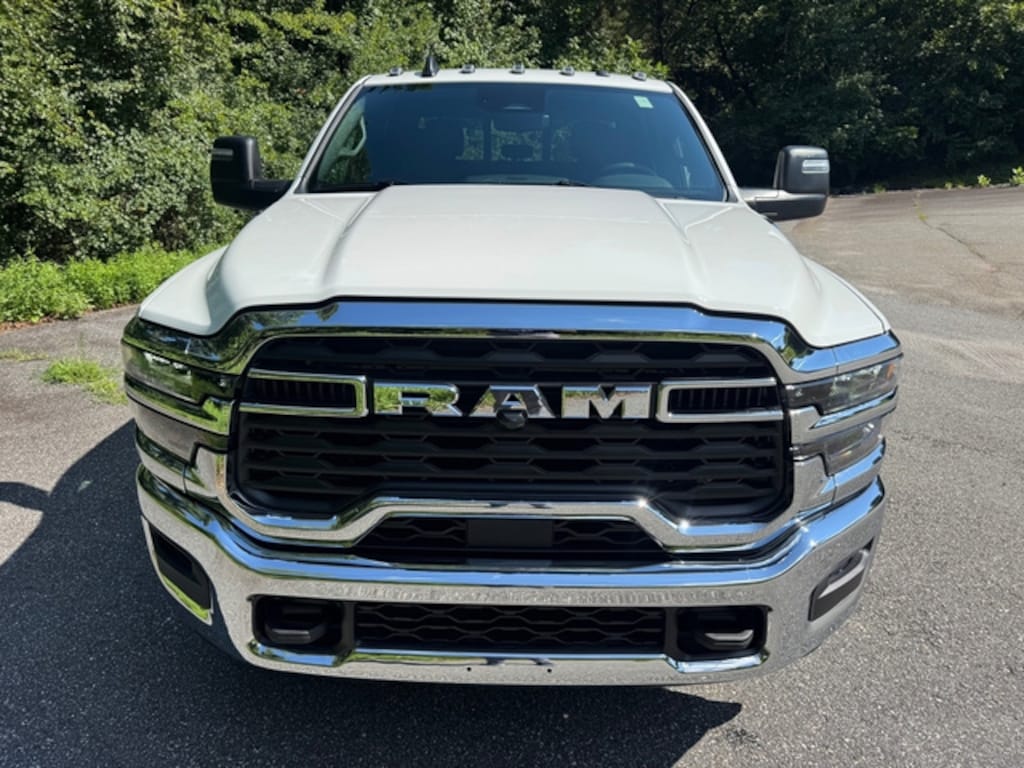 New 2026 Ram 3500 Pickup