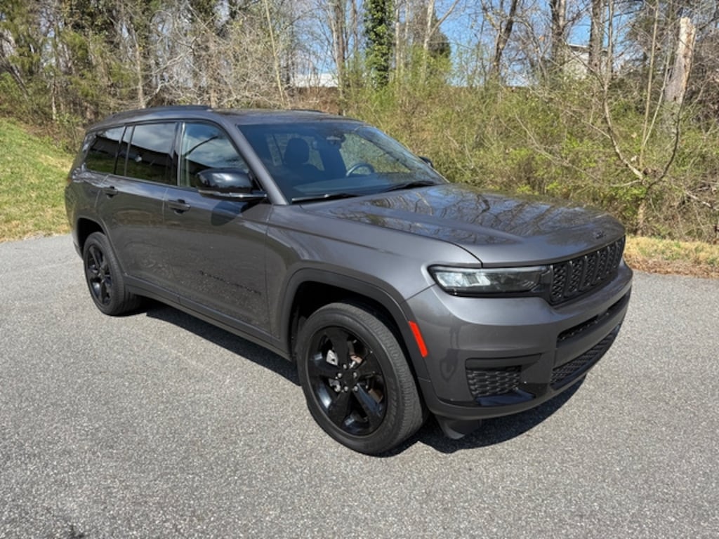 Used 2021 Jeep Grand Cherokee L Altitude 4WD SUV