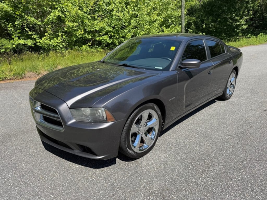 Used 2013 Dodge Charger RT Max Sedan