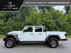 New 2025 Jeep Gladiator MOJAVE 4X4 Pickup S18854 in Hickory, NC
