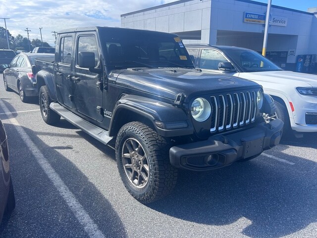 2021 Jeep Gladiator Overland photo 2