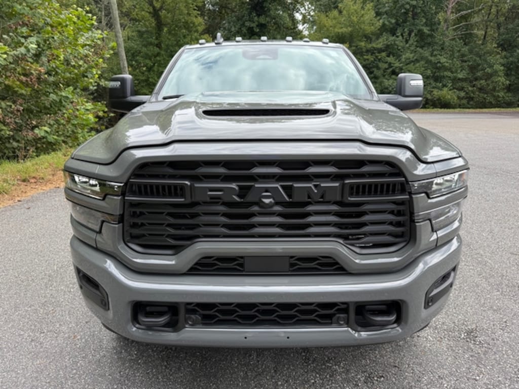 New 2026 Ram 2500 Black Express Crew 4WD Cummins SWB Pickup