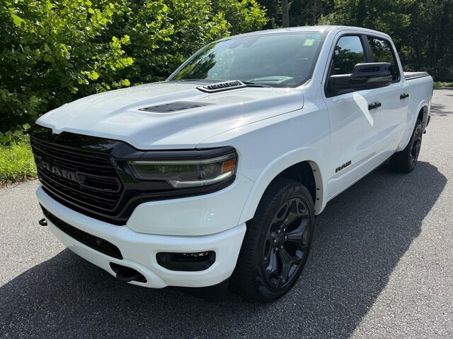 2024 Ram 1500 Limited photo 2