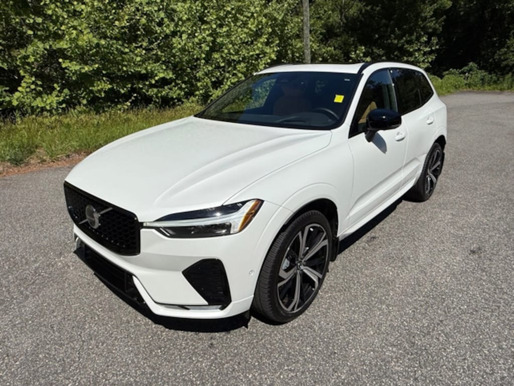 Used 2023 Volvo XC60 Ultimate Dark Theme AWD SUV