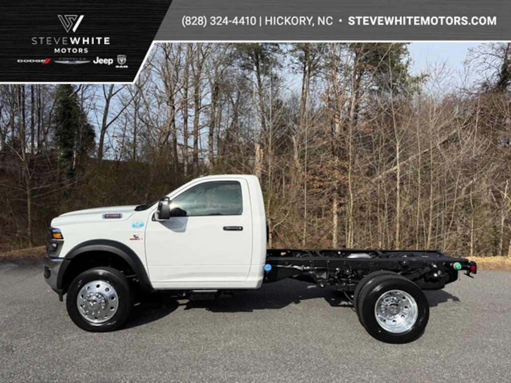 New 2026 Ram 4500 Chassis Cab Tradesman R/C 4WD 60CA Cummins Pickup