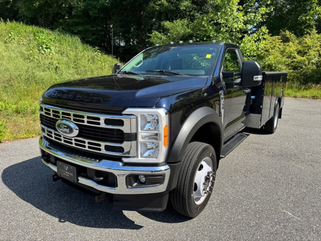Used 2023 Ford F-450 Chassis Truck Regular Cab