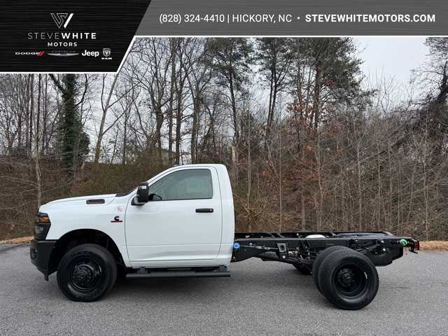 2026 RAM Ram 3500 Chassis Cab Tradesman's photo