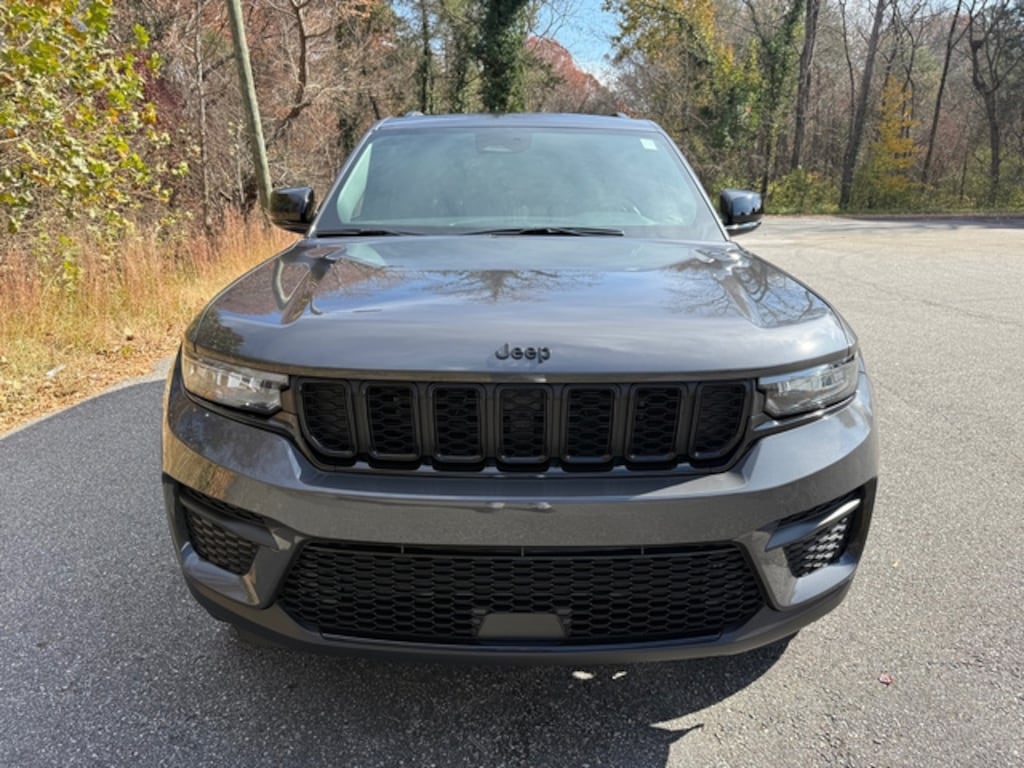 New 2025 Jeep Grand Cherokee Altitude X 4WD Sport Utility
