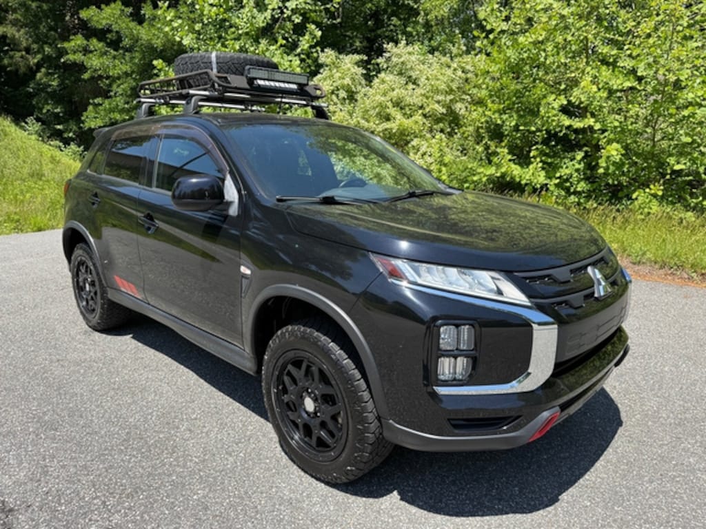 Used 2020 Mitsubishi Outlander Sport SE CUV