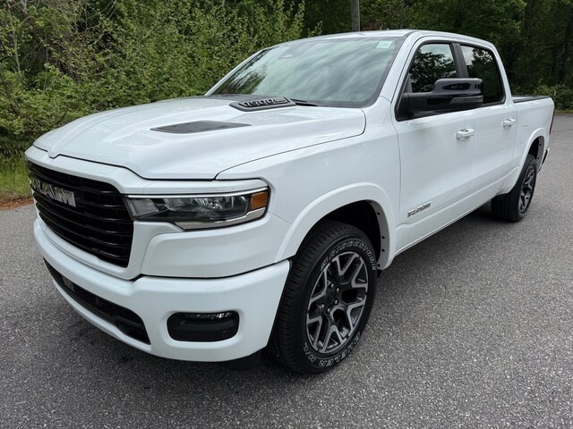2025 Ram 1500 Laramie photo 2