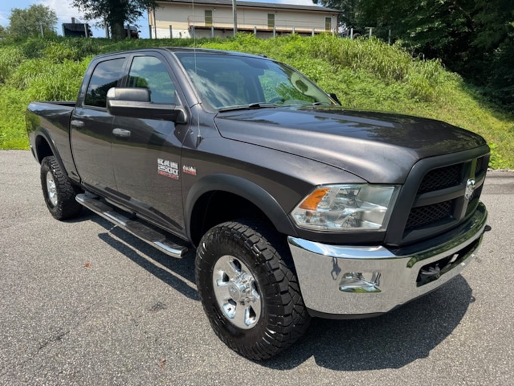 Used 2016 Ram 2500 Tradesman Power Wagon Crew 4WD Hemi Truck Crew Cab