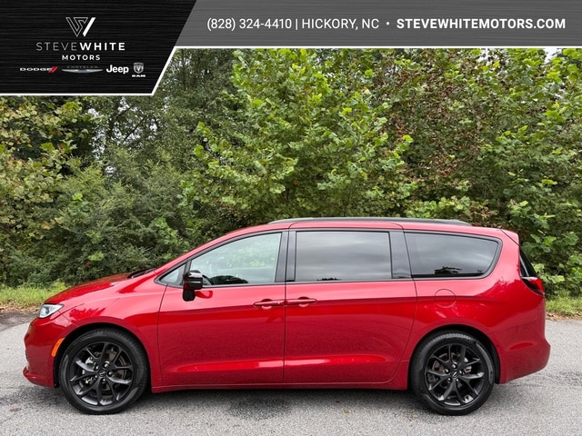 2025 Chrysler Pacifica