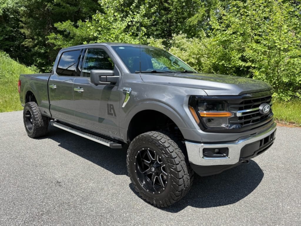 Used 2024 Ford F-150 Lifted XLT Truck SuperCrew Cab