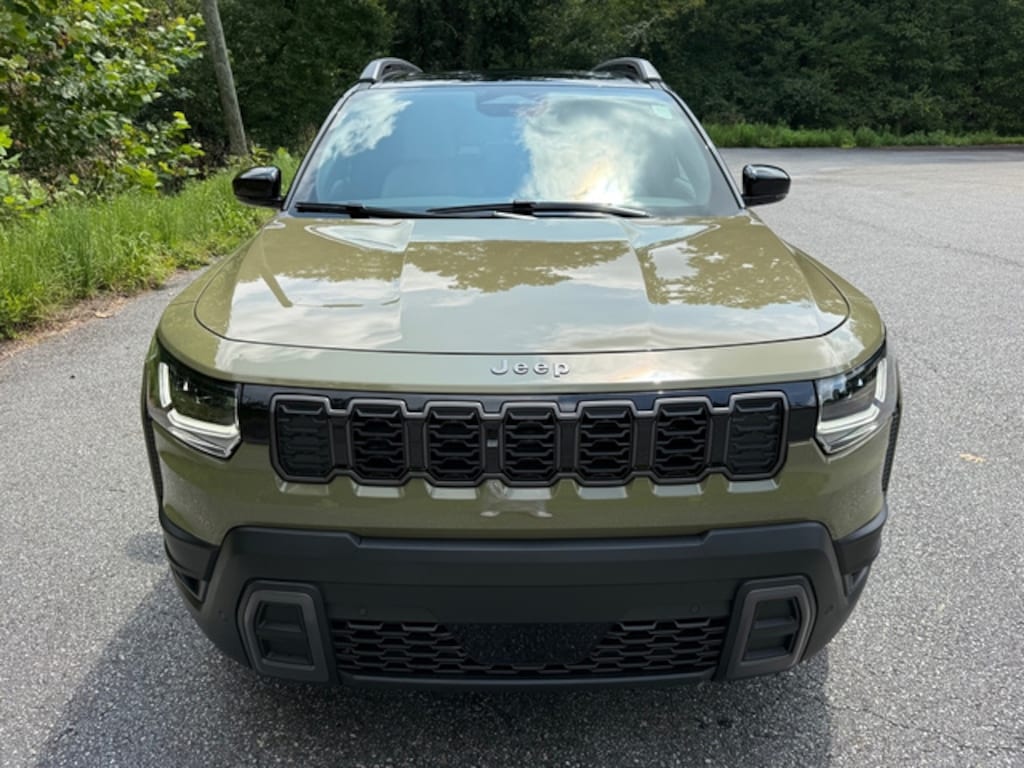 New 2026 Jeep Cherokee Overland 4WD Sport Utility