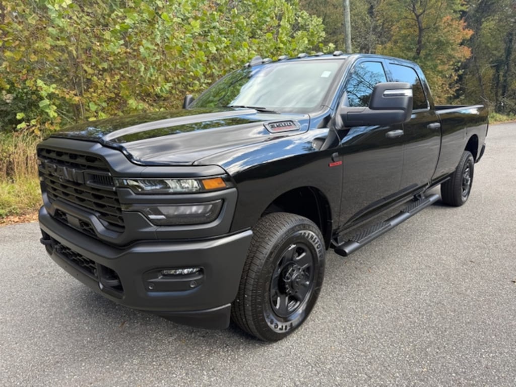 New 2026 Ram 3500 Tradesman Crew 4WD Cummins LWB Pickup