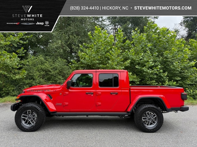 2025 Jeep Gladiator Pickup 
