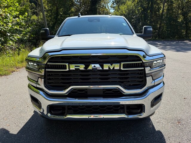 2026 Ram 3500 Tradesman photo 3