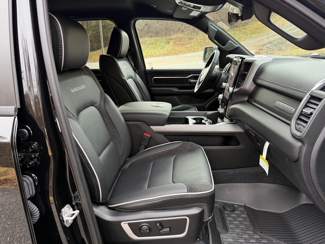 2026 RAM 1500 Laramie - Photo 20