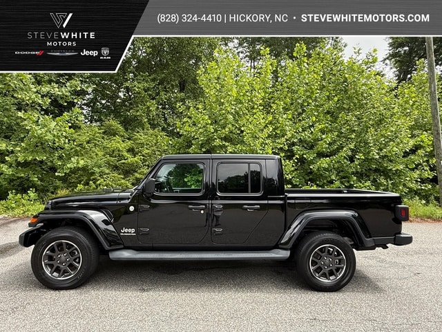 2020 Jeep Gladiator Overland's photo