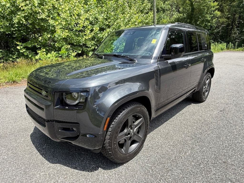 Used 2023 Land Rover Defender X-Dynamic SE SUV