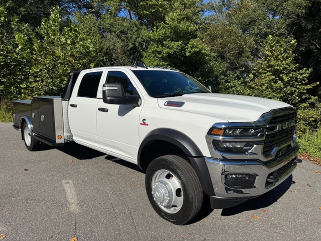 New 2026 Ram 5500 Chassis Cab Tradesman Crew 4WD 84 CA Cummins Pickup
