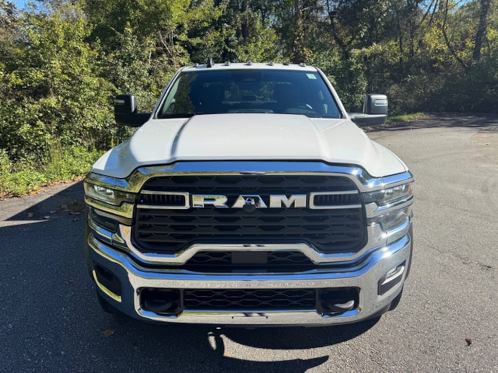 New 2025 Ram 4500 Chassis Cab Tradesman Crew 4WD 60 CA Cummins Pickup