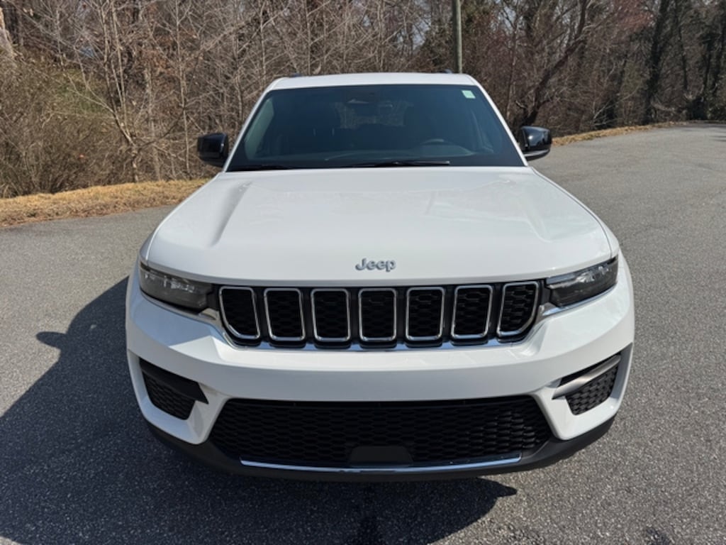 New 2026 Jeep Grand Cherokee Laredo X 4WD Sport Utility