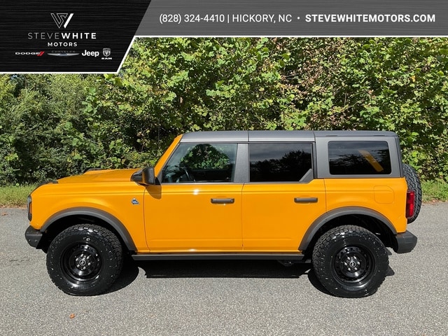 2022 Ford Bronco 4-Door Black Diamond