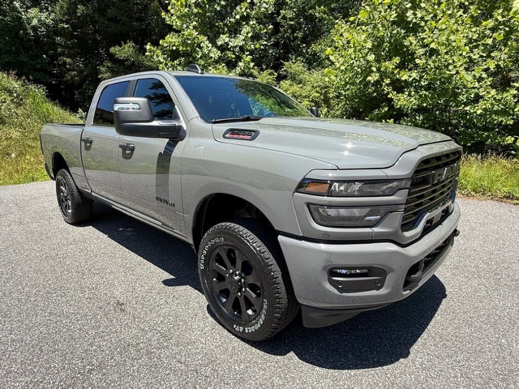 New 2026 Ram 2500 Big Horn Crew Hemi 4WD Night Edition Pickup