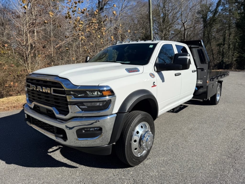 New 2026 Ram 5500 Chassis Cab Tradesman Crew 4WD Cummins 12 Flatbed Pickup