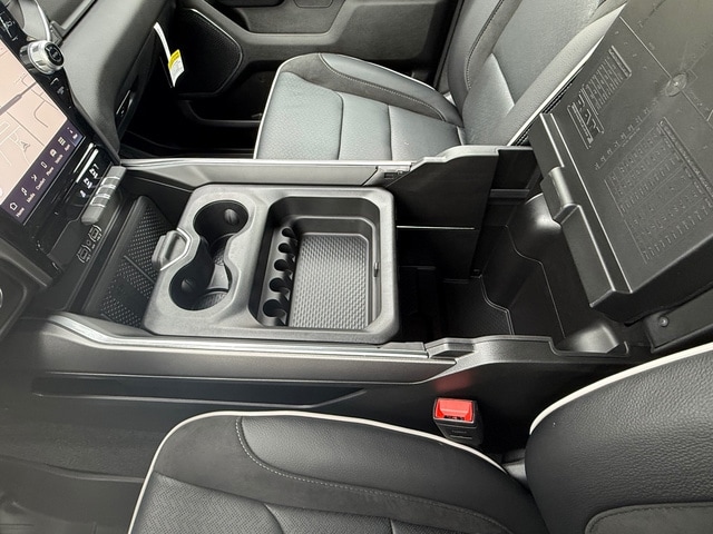 2026 RAM 1500 Laramie - Photo 32
