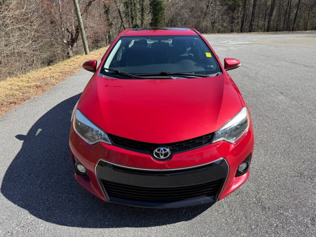 Used 2016 Toyota Corolla Premium Sedan