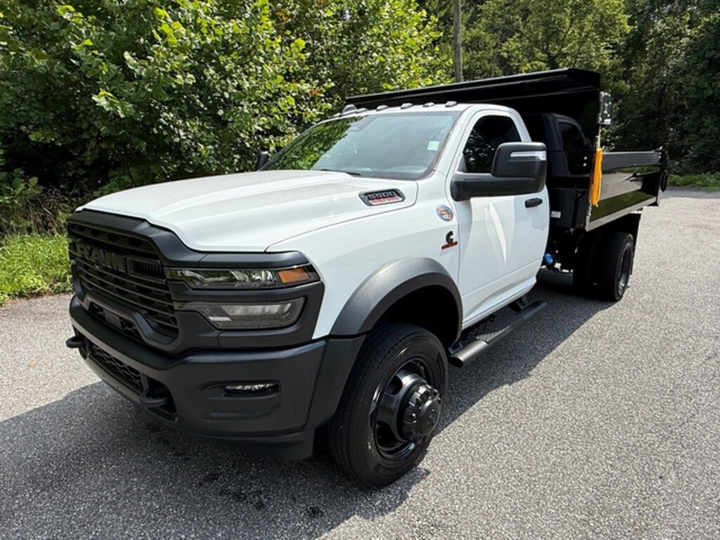 New 2026 Ram 5500 Chassis Cab Tradesman R/C 4WD 84 CA Cummins Pickup