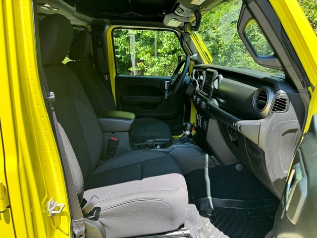 Photo 18