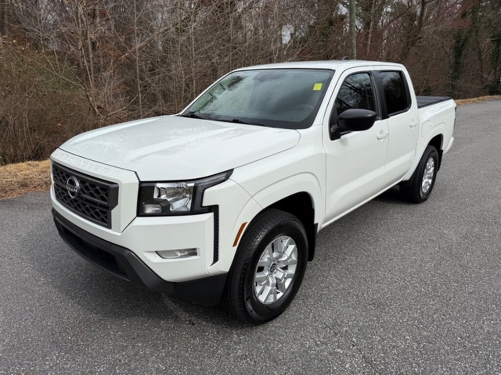 Used 2023 Nissan Frontier SV Crew Cab 4WD Truck Crew Cab